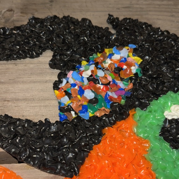 VTG 70s Halloween Melted Plastic Popcorn Decoration Witch Flying Broomstick 19" - Picture 4 of 6